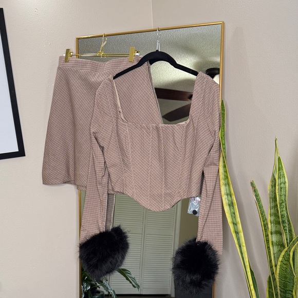 House of CB Dresses & Skirts - House of CB Antonia & Nerida Brown Puppytooth A-line Mini Skirt NWOT